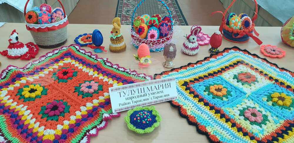В Тараклия подредиха изложба с великденски яйца и козунаци