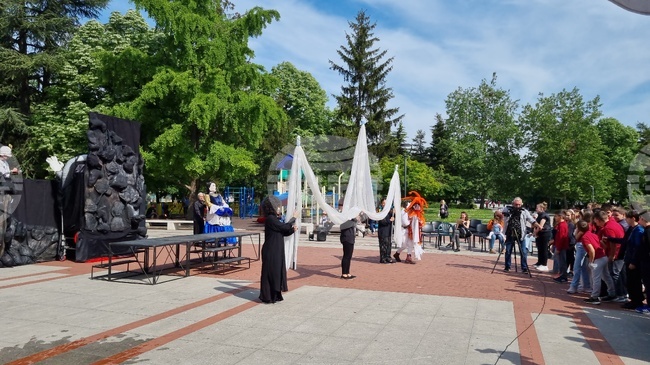 Търговище - „Вълшебна завеса“ - международен фестивал