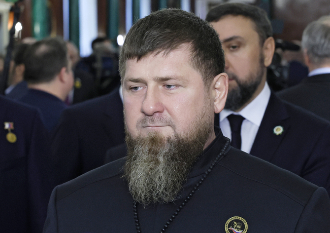 Чеченският лидер Кадиров заяви, че украински удар с дрон в град Грозни е взел жертви сред мирните жители