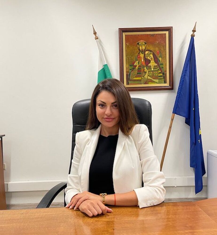 БТА :: Ива Иванова е новият изпълнителен директор на Държавен фонд ...
