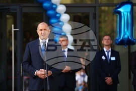 Румен Радев - учебна година - 43 ОУ - откриване