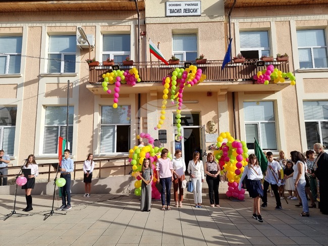 Ловеч - първи учебен ден