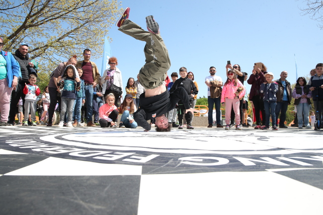 Ърбан зоната в София ще излъчи този уикенд световните шампиони по калистеника и българските участници на младежкото световно първенство по брейк 