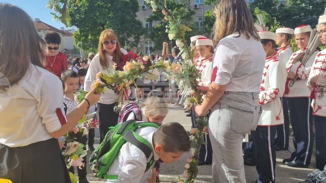 Училищата в област Търговище се конкурират за привличане на отговорни и амбициозни преподаватели, най-търсени са учители в начален етап