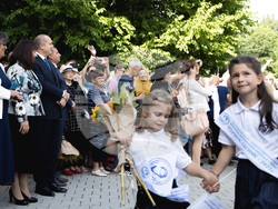 Снимка: Пресцентър - Държавният глава участва в тържественото откриване на учебната 2022/2023 година в 43-о ОУ „Христо Смирненски“ в София