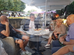 Снимка: Пресцентър "Демократична България" - представяне на листа в Шумен