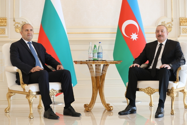 Азербайджан - Румен Радев - Илхам Алиев - среща „на четири очи“