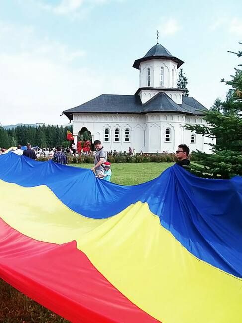 Представители на румънските общности в Украйна, Сърбия и България поискаха подкрепа за запазване на националната си идентичност