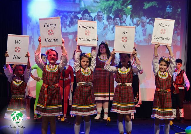 Организацията за културно опазване и развитие „Creative Heritage“, основана от българки, организира фестивал на народите в Сътън