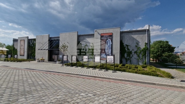 Не съм притеснен, напротив, гордея се със сгради като Историческия музей, каза кметът на Петрич по повод повдигнатите от Европейската прокуратура обвинения