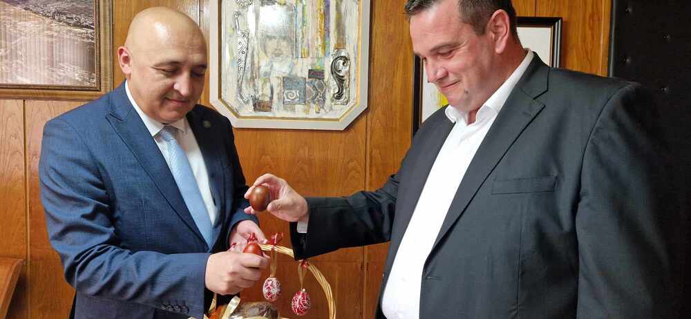 Областният управител гостува на кмета на Кърджали