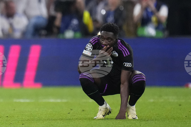 В Байерн готови да съдят Канадската сокър федерация заради контузията на Алфонсо Дейвис