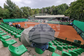 Тенис - Купа "Дейвис" - лошо време