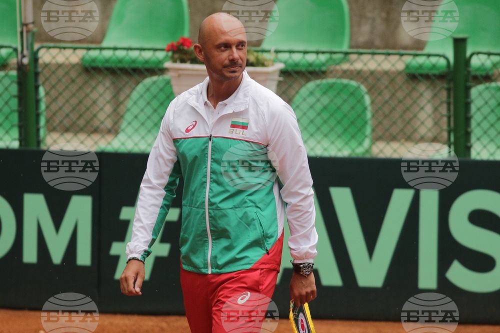 Тенис - Купа "Дейвис" - лошо време - Валентин Димов