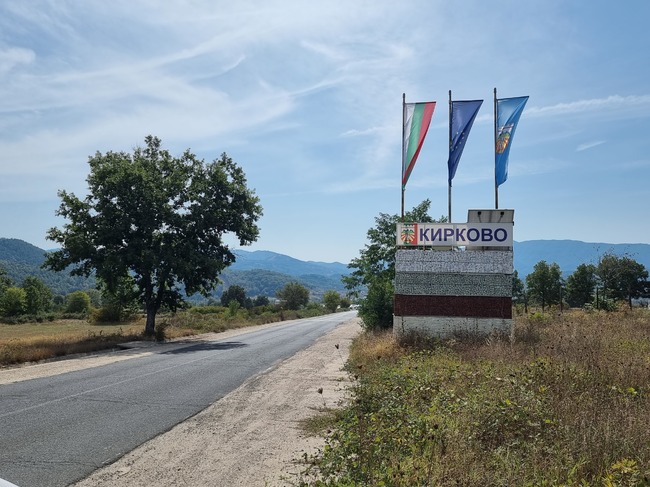 Изселници в Турция се завръщат по родните си села в Кирковско, купуват терени, за да си сторят къщи, каза кметът на Кирково