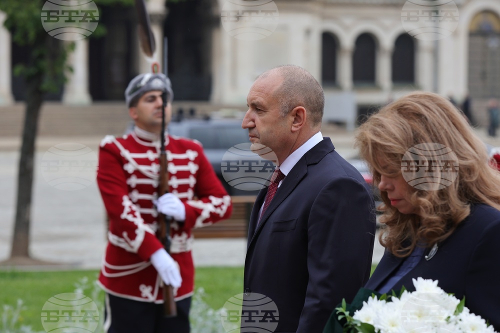 Румен Радев: В Деня на Европа нека си пожелаем ЕС, който продължава да гради своето единство върху принципите на демокрацията и мира