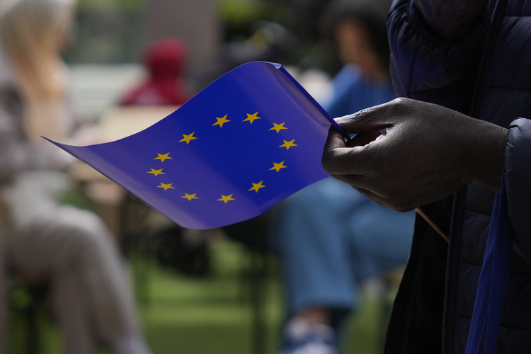 Ministerul Afacerilor Externe organizează 915 secții de votare în străinătate pentru alegerile europene programate pentru 9 iunie