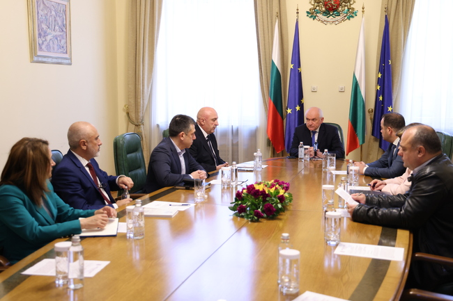 Министерски съвет: Започва процедура по разширяване на гранично контролно-пропускателен пункт „Малко Търново“