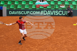 Тенис - Купа „Дейвис“ - Александър Лазаров - Филип Хенинг