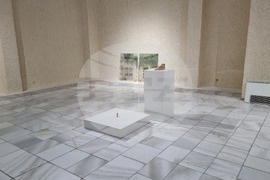 Добрич - изложба - „Яйце от крава, мляко от кокошка“