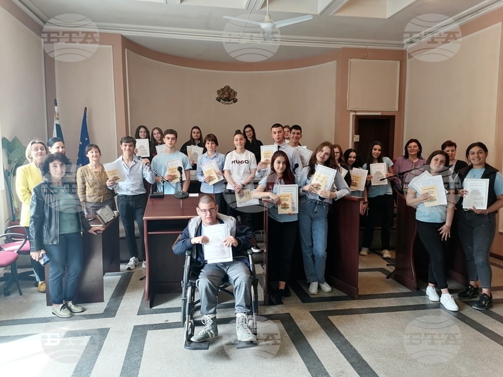 Окръжен съд – Враца организира за ученици от две врачански училища симулативни съдебни процеси по Образователната програма на ВСС