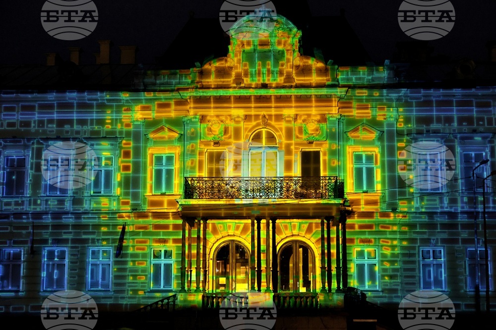 Фестивал на светлината „Лунар“ - „Твоят Глас“