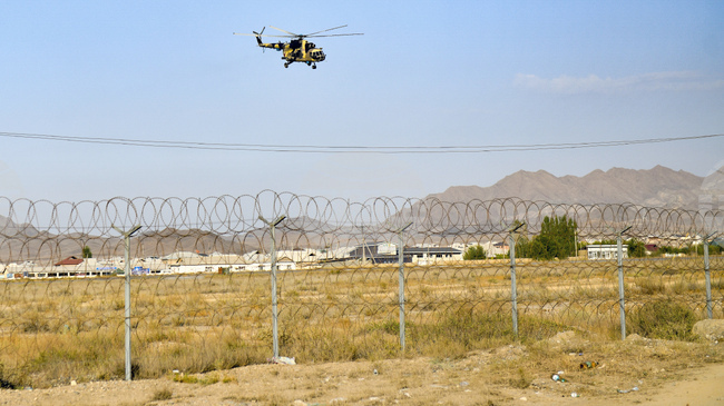 Четирима афганистански терористи бяха убити при престрелка на границата с Таджикистан
