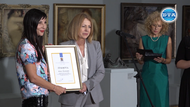 Анжел Вагенщайн е лауреат на наградата на Столична община за цялостен принос в областта на културата