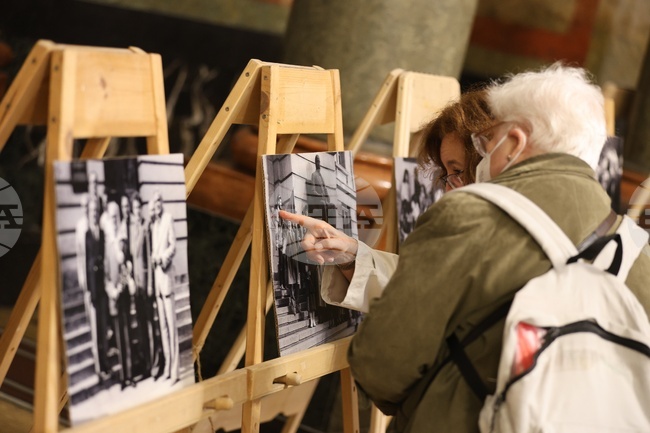 Софийски университет “Св. Климент Охридски‘‘ - Факултет по журналистика и масова комуникация - изложба