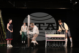 Монтана - театър - премиера