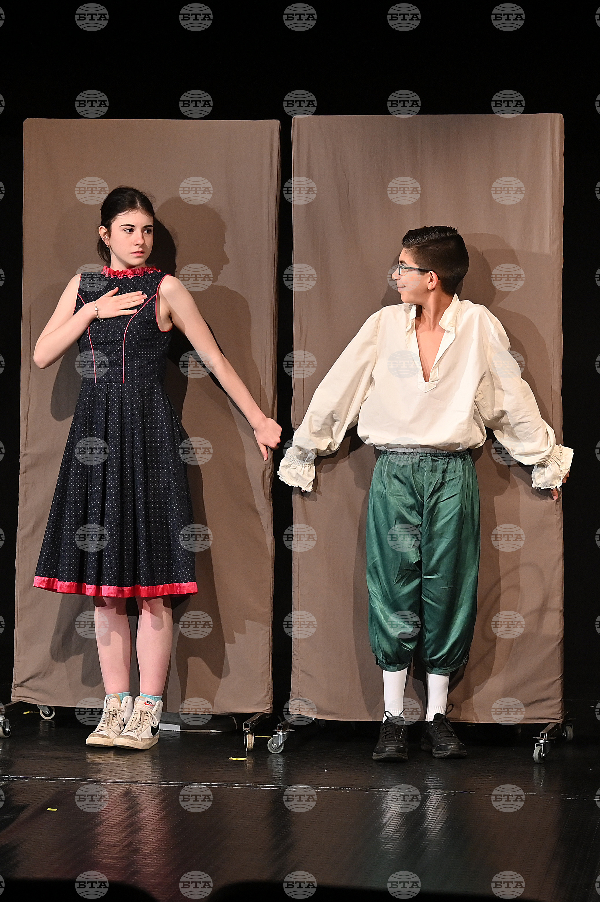 Монтана - театър - премиера