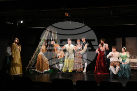 Монтана - театър - премиера