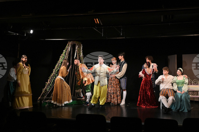 Монтана - театър - премиера