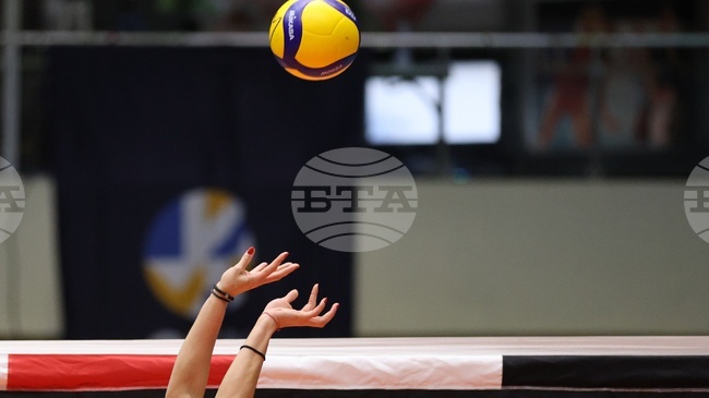 Япония се класира за полуфиналите на Световното първенство по волейбол за жени до 21 години и ще играе срещу България 