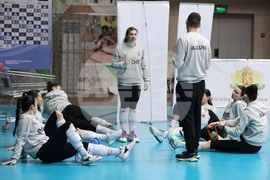 Волейбол - женски национален отбор - тренировка