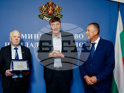 Снимка: Министерство на младежта и спорта