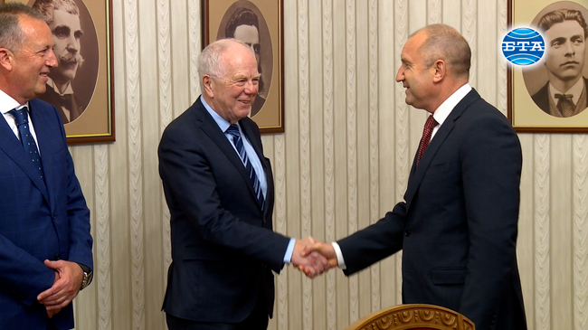 Държавният глава Румен Радев се срещна с президента на Международния съюз по биатлон Оле Далин