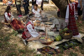 Село Крушари - фолклор - Снимка: Александра Антонова 