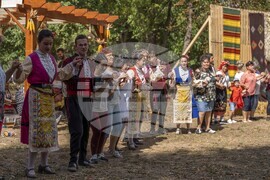 Село Крушари - фолклор - Снимка: Александра Антонова 