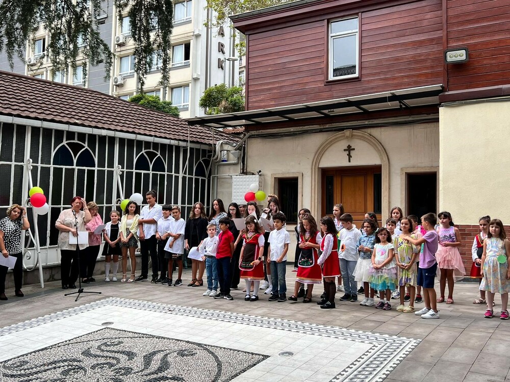 Турция - Истанбул - Желязната църква - годишнина