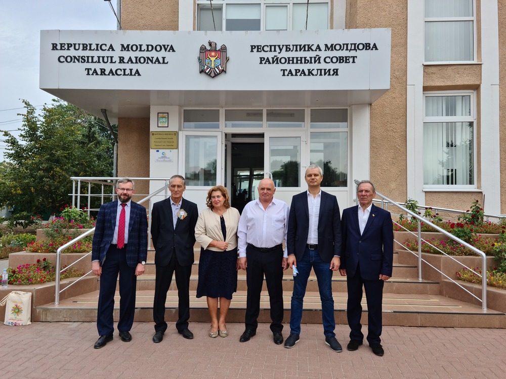 Костадин Костадинов посети празника на Тараклийския район в република Молдова 