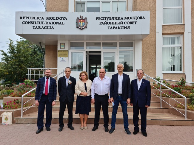 Костадин Костадинов посети празника на Тараклийския район в република Молдова