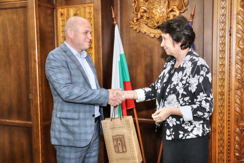 Начално училище „Св. Паисий Хилендарски“ Банско и целият град празнуват 95 години от построяване на училището