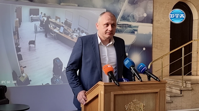 В Министерството на електронното управление започна процесът по удостоверяване на машините за гласуване за изборите на 9 юни