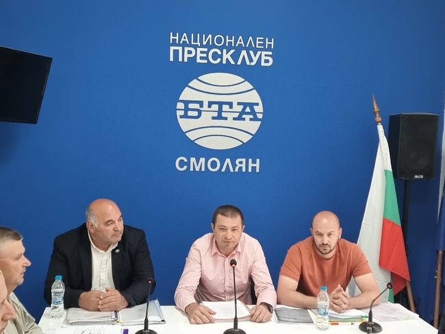 Пресконференци на жители на Доспат, алармиращи за репресивни действи от страна на кмета Елин Радев срещу негови политически и бизнес опоненти