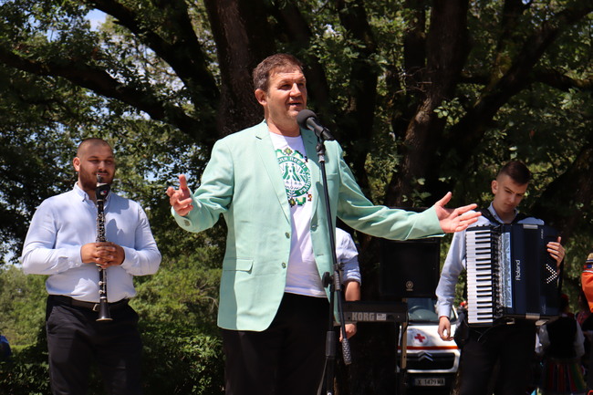 Кметът на Община Хасково Станислав Дечев откри Националния събор на народното творчество „Китна Тракия пее и танцува“ Хасково 2024