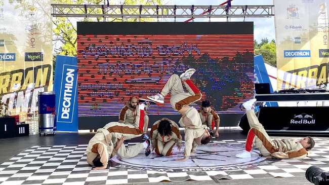 С изпълненията на най-добрите български брейкъри започна поредното издание на "Ърбан зона" в столицата