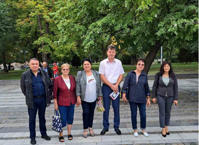 Анастасова пред избиратели в Лом и Брусарци: БСП има десет спешни решения за първите 100 дни на управлението