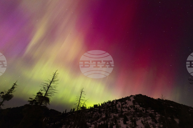 Северно сияние с голяма интензивност озари небето над Румъния през изминалата нощ