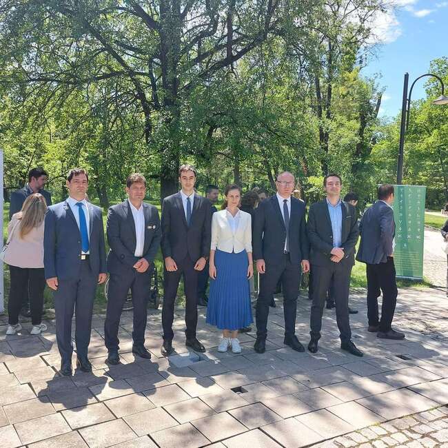 Винаги ще бъдем зад нашите избиратели, казаха от „Възраждане“ на откриването на предизборната кампания в София